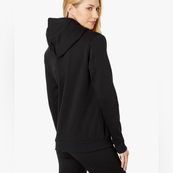 Puma Classic Logo Hoodie - Picture 2 of 16